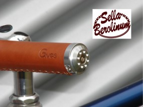Alu Lenkerstopfen Ø 28,5 / ab 15 mm schraubbar silber, 1 Paar